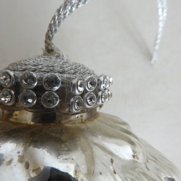 NEW 6.5” CHRISTMAS GERMAN KUGEL STYLE SILVER PINECONE GLASS ORNAMENT SET - Picture 6 of 6